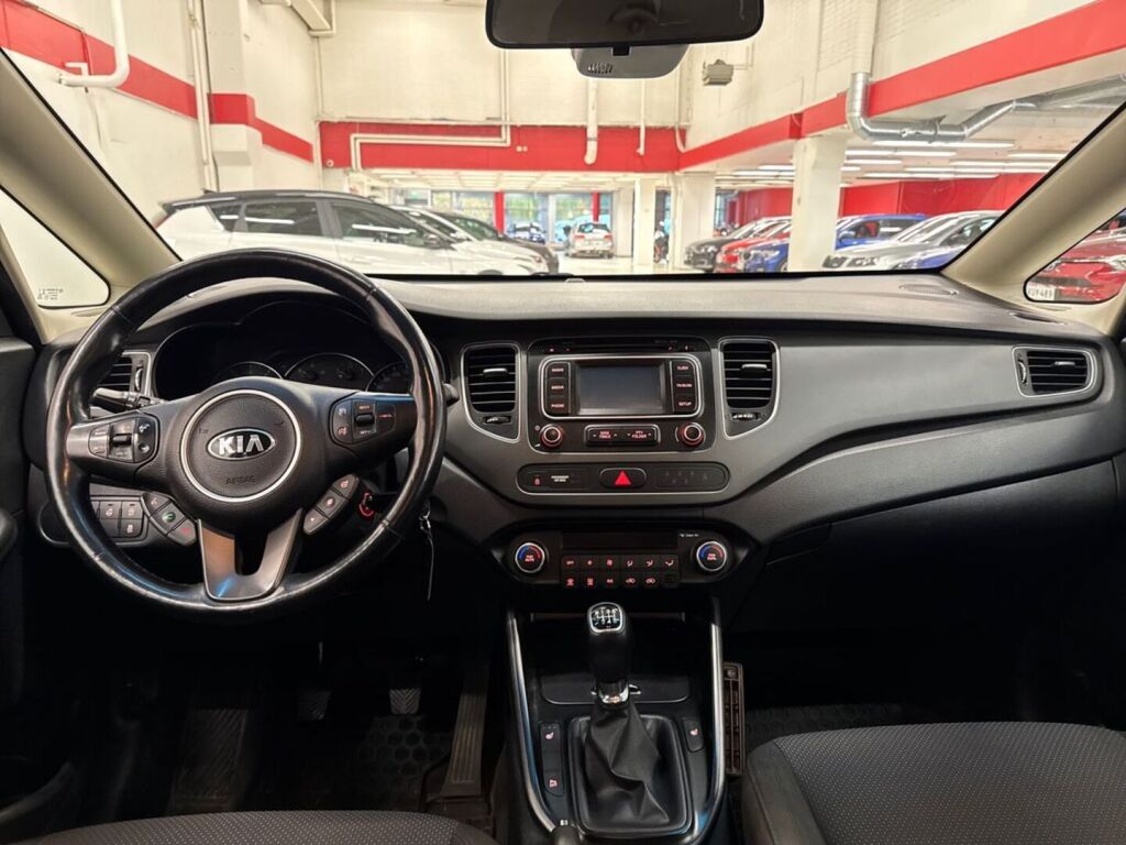 Kia Carens 2015 Valkoinen