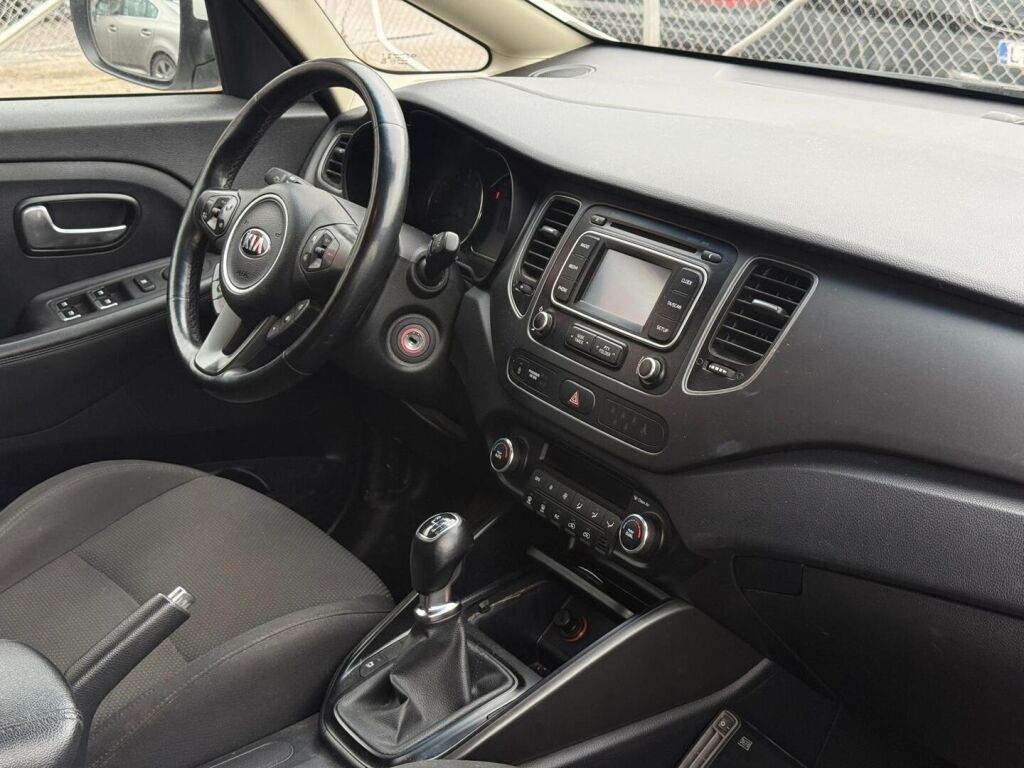 Kia Carens 2015 Valkoinen
