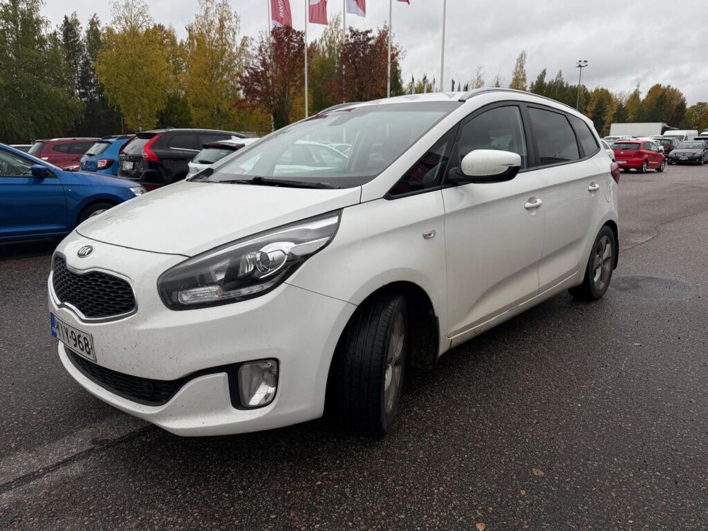 Kia Carens 2015 Valkoinen