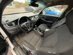 Kia Carens 2015 Valkoinen