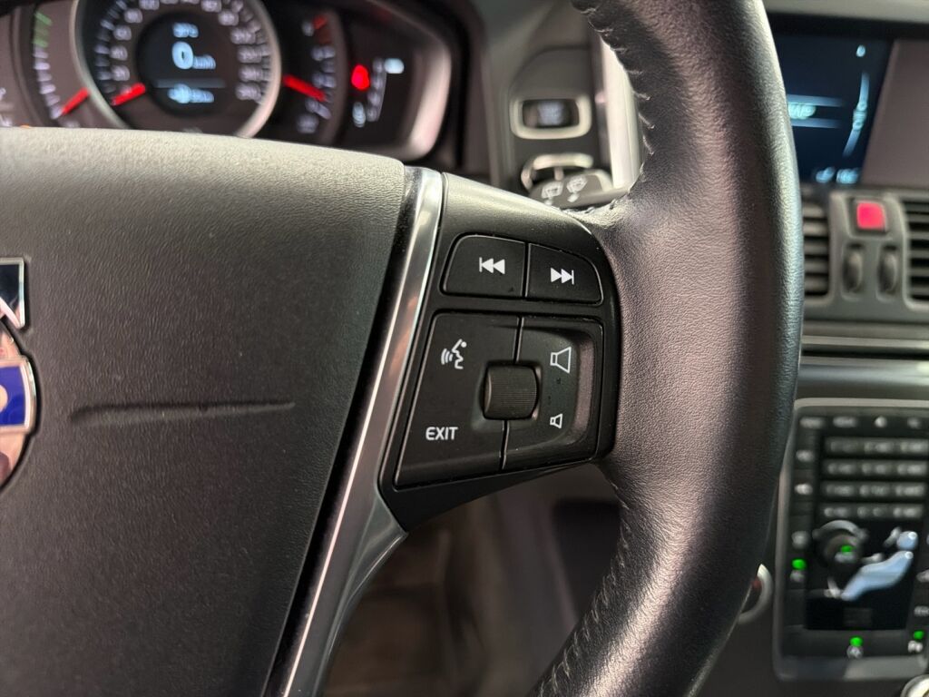 Volvo XC60 2016 Valkoinen