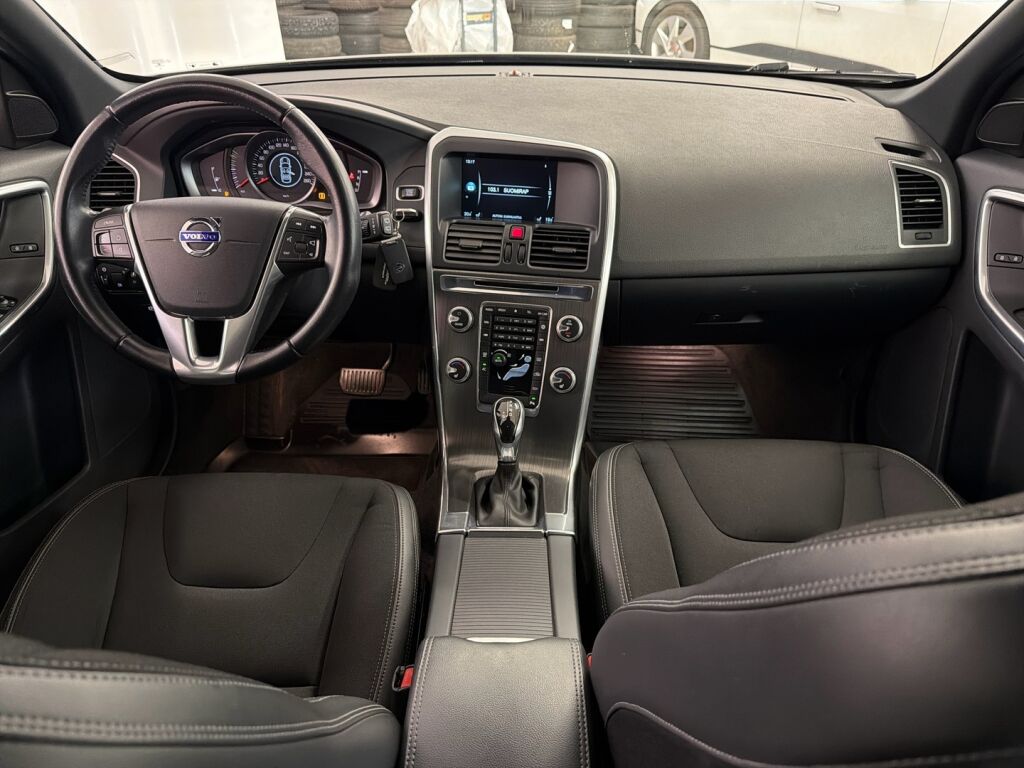 Volvo XC60 2016 Valkoinen
