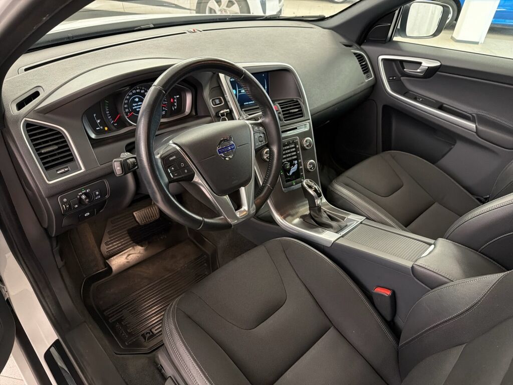 Volvo XC60 2016 Valkoinen