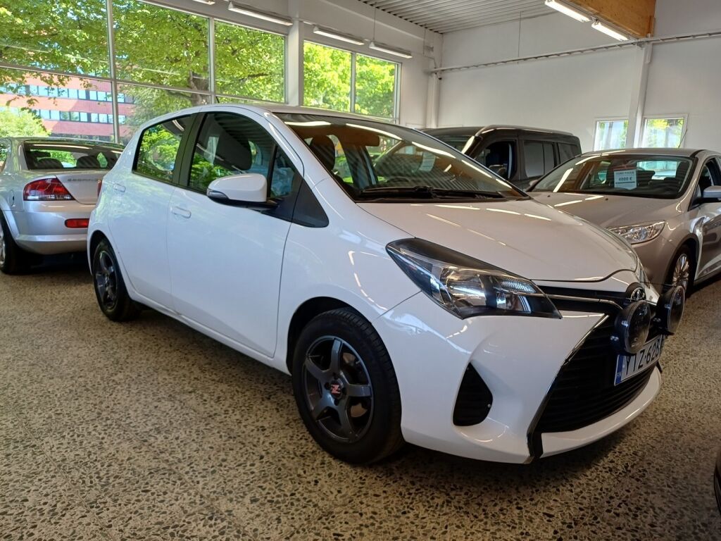 Toyota Yaris 2016 Valkoinen