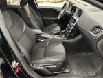Volvo V40 2015 Musta