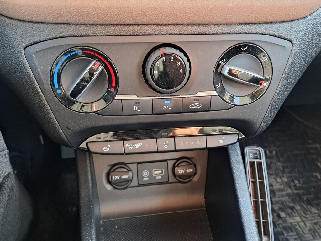 Hyundai i20 5d 2015 Oranssi