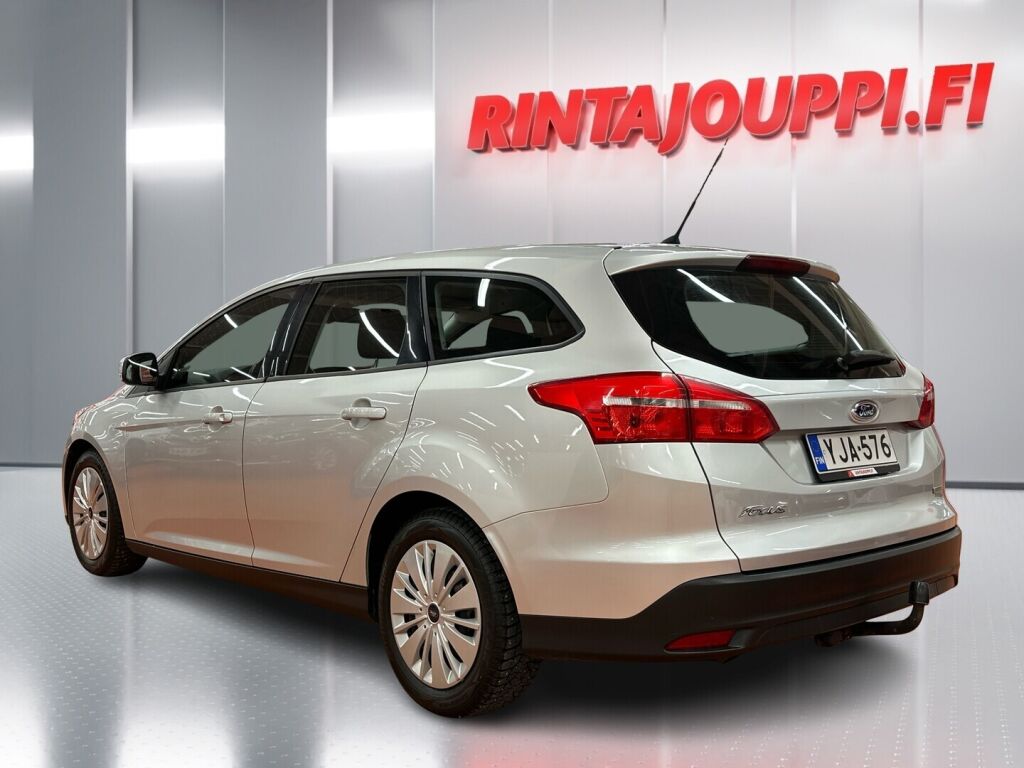 Ford Focus 2015 Harmaa