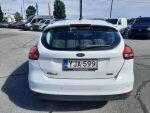 Ford Focus 2015 Valkoinen