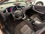 Kia Ceed 2016 Ruskea (beige)
