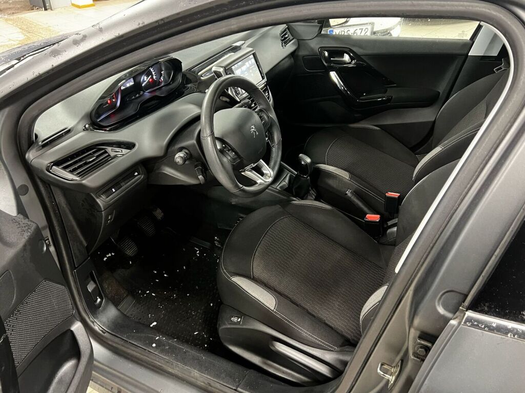 Peugeot 208 2015 Harmaa