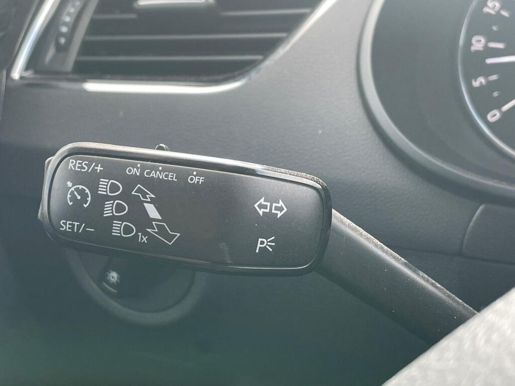 Skoda Octavia 2015 Sininen