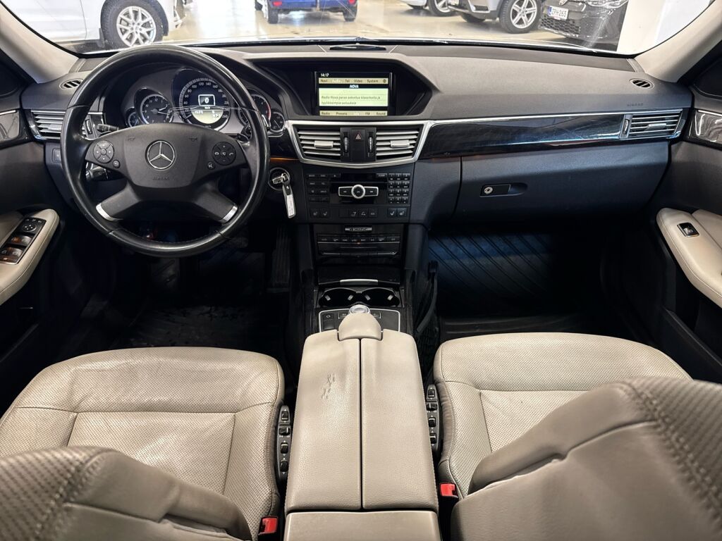 Mercedes-Benz E 2012 