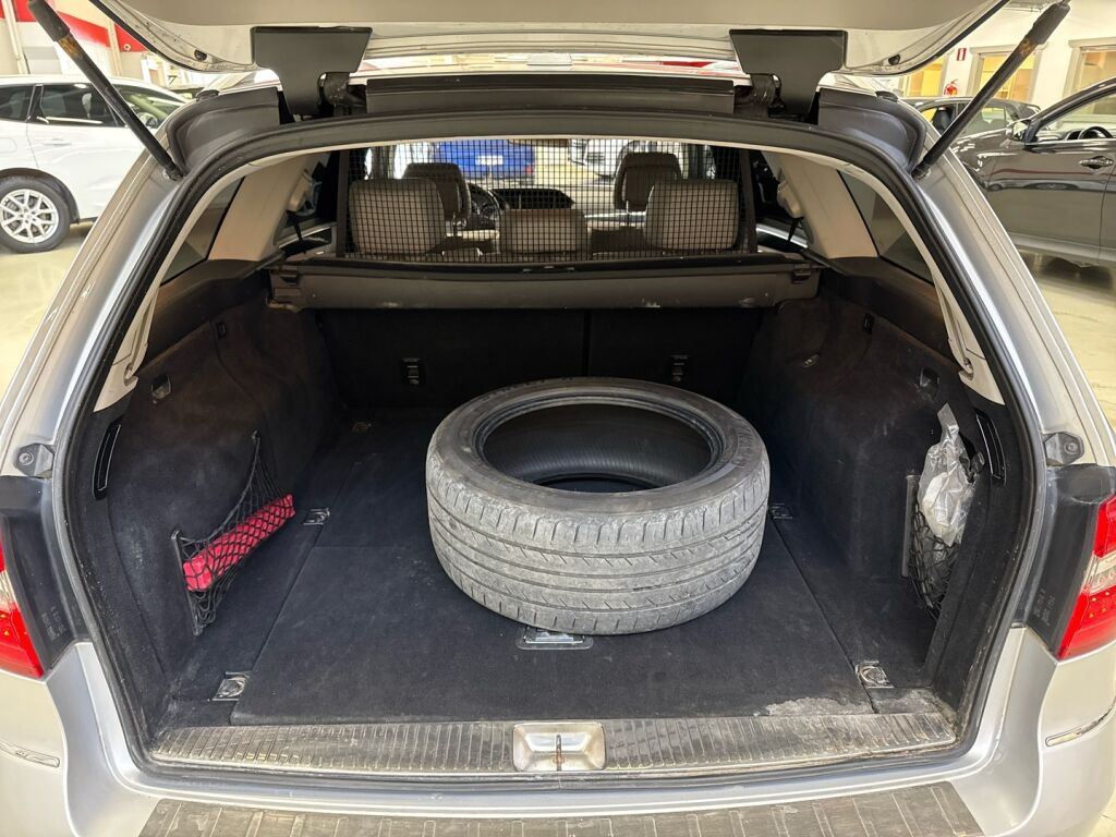 Mercedes-Benz E 2012 