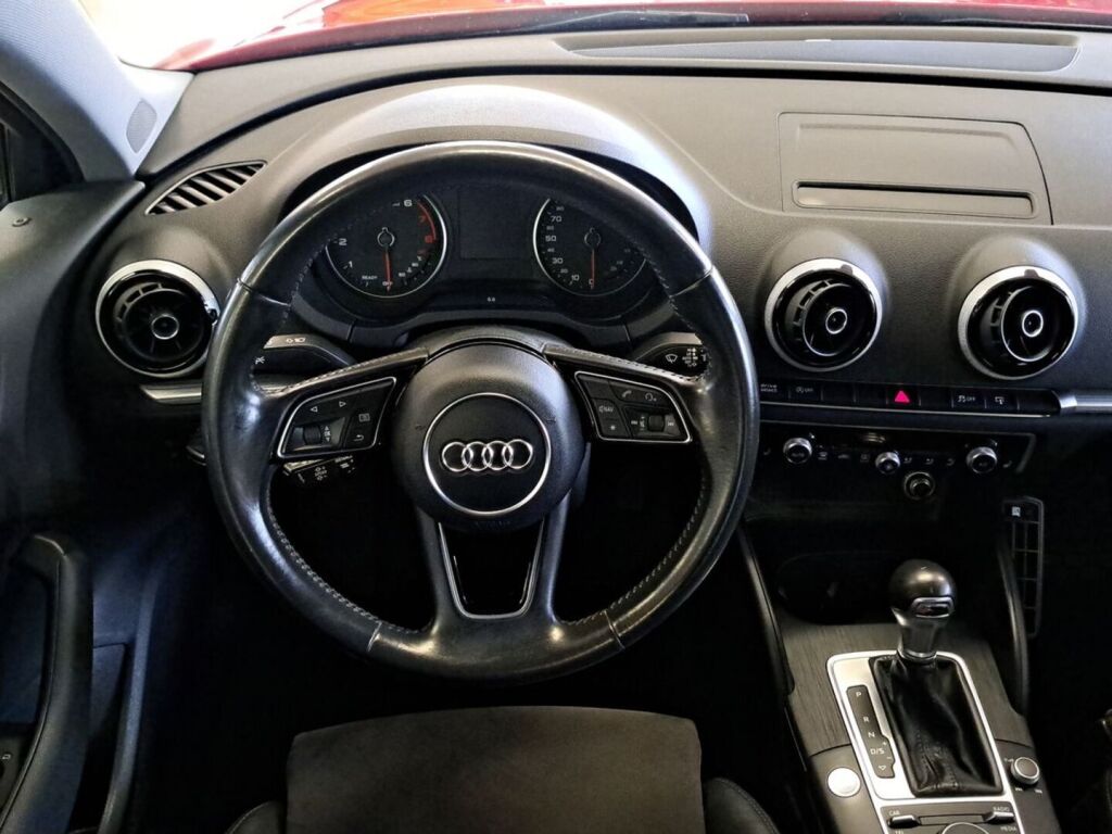 Audi A3 2017 Punainen