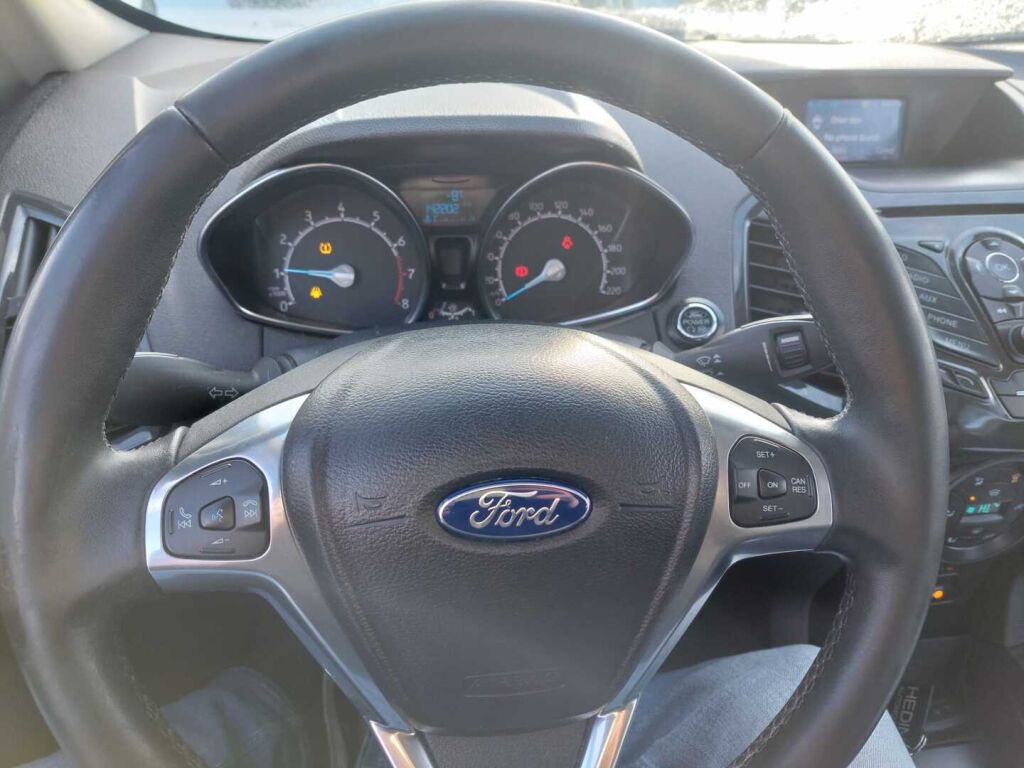 Ford Ecosport 2016 Valkoinen