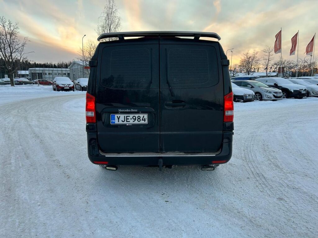 Mercedes-Benz Vito 2016 Musta