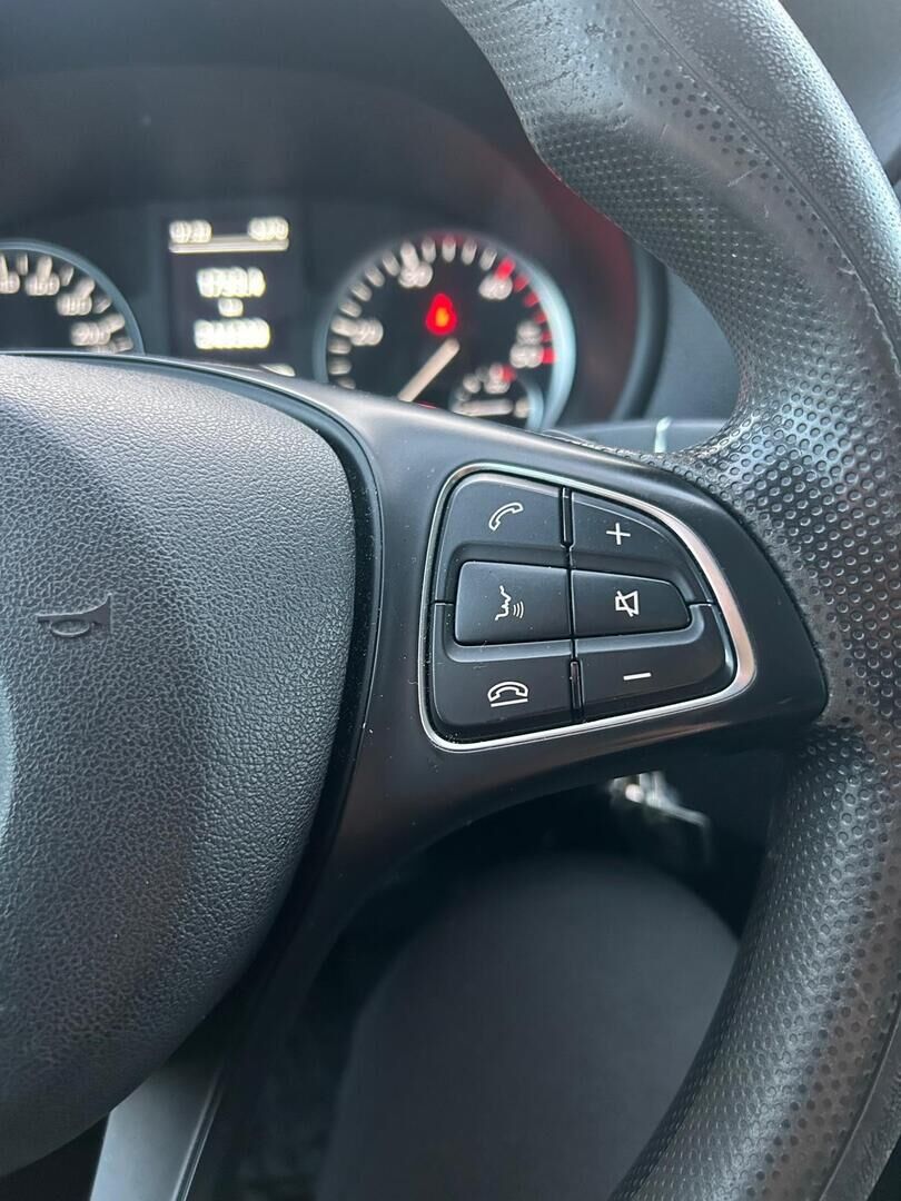 Mercedes-Benz Vito 2016 Musta