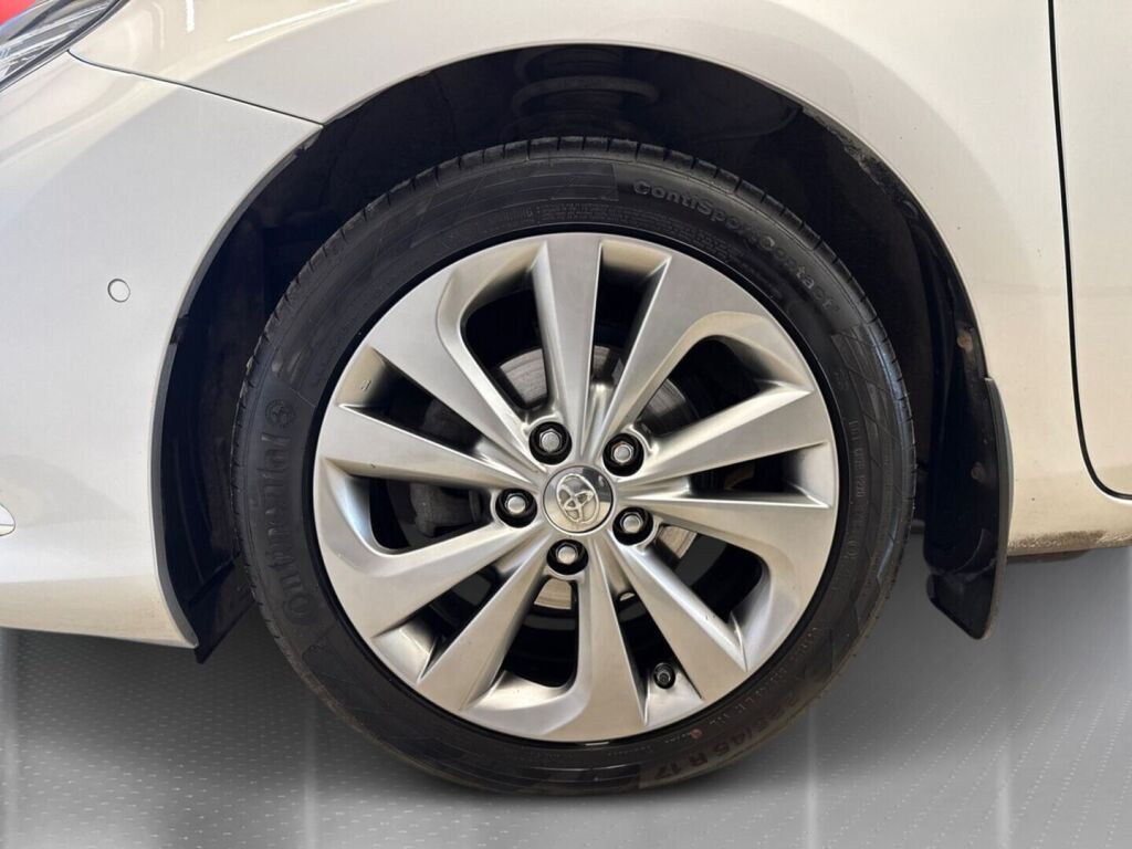 Toyota Auris 2016 Hopea