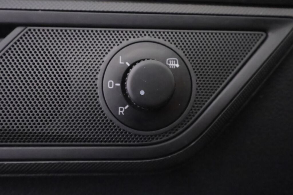 Skoda Fabia 2016 Valkoinen