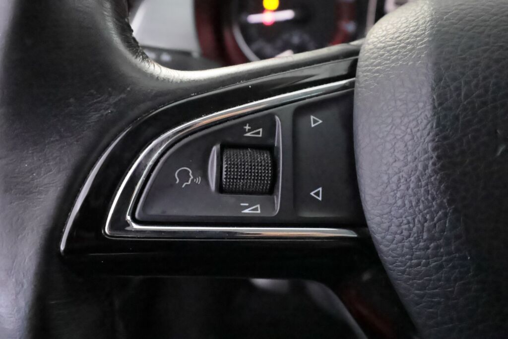 Skoda Fabia 2016 Valkoinen