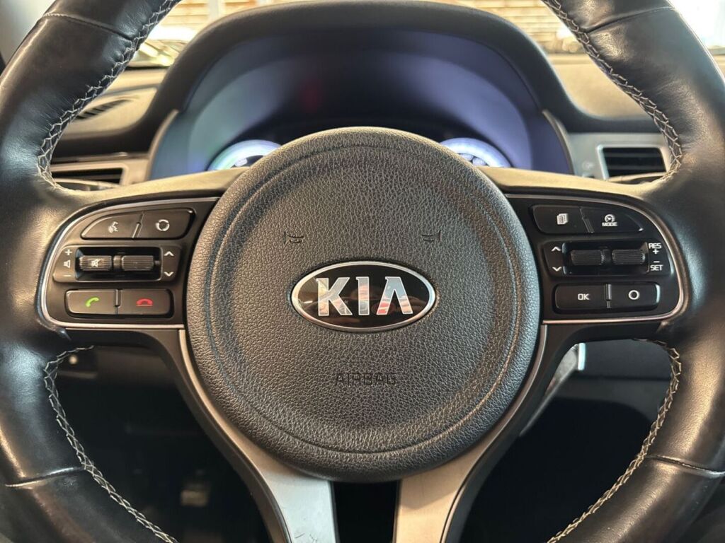 Kia Niro 2016 Harmaa