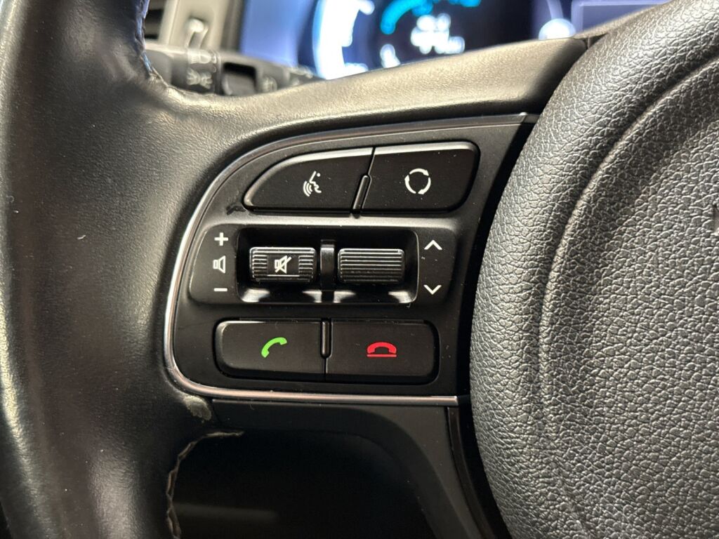 Kia Niro 2016 Harmaa