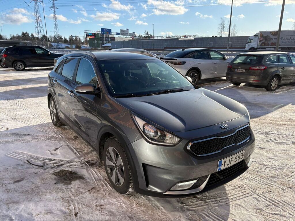 Kia Niro 2016 Harmaa
