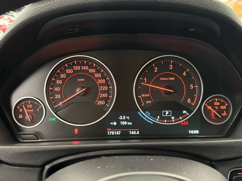 BMW 320 2016 Valkoinen