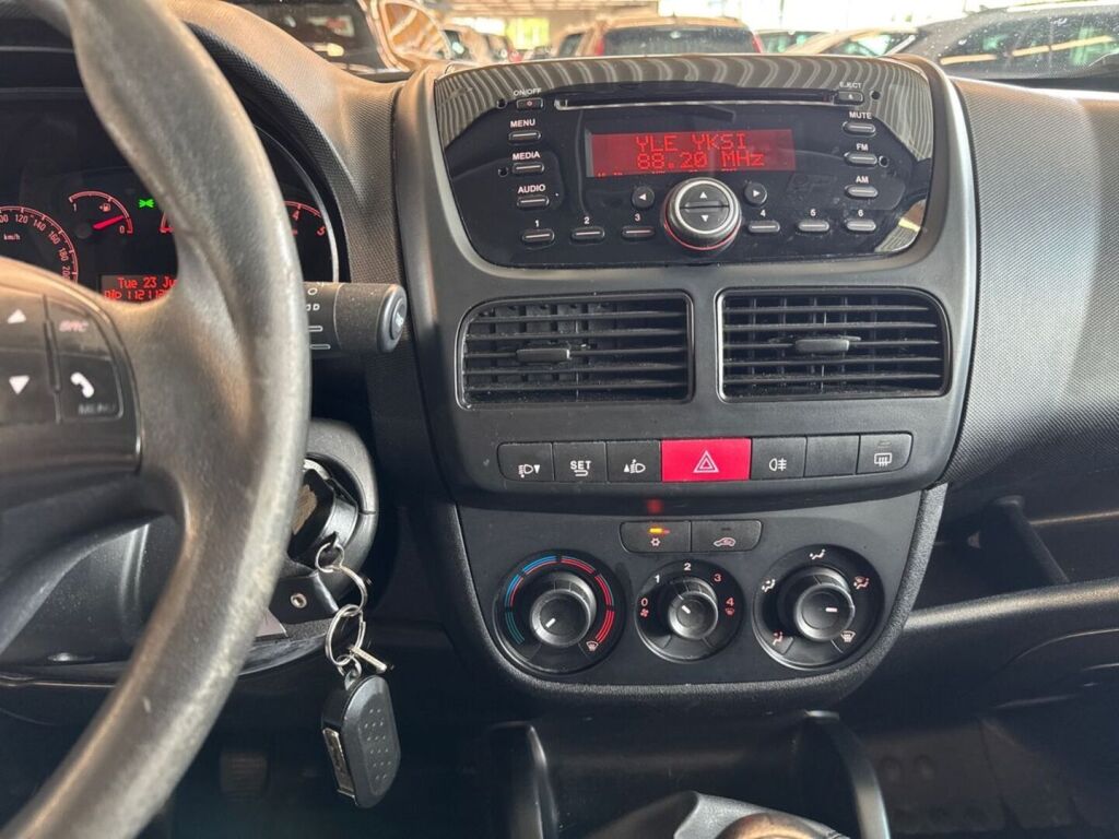 Opel Combo 2016 Valkoinen