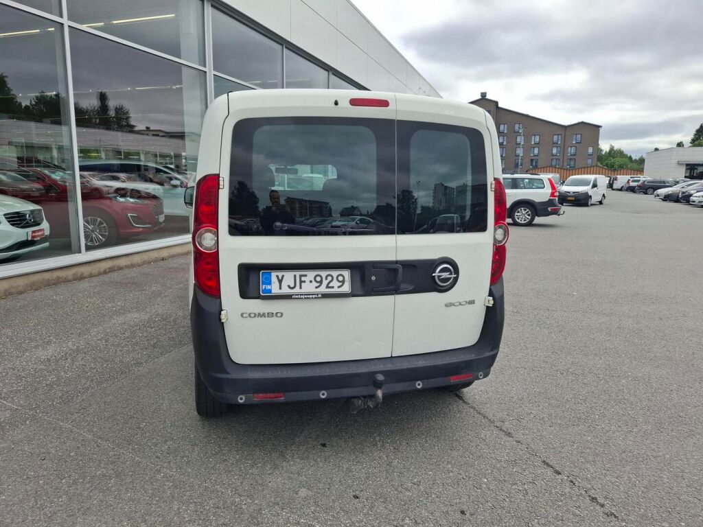 Opel Combo 2016 Valkoinen