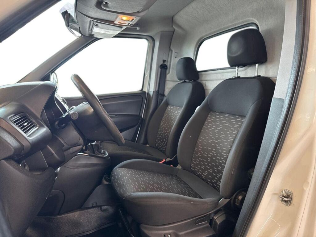 Opel Combo 2016 Valkoinen