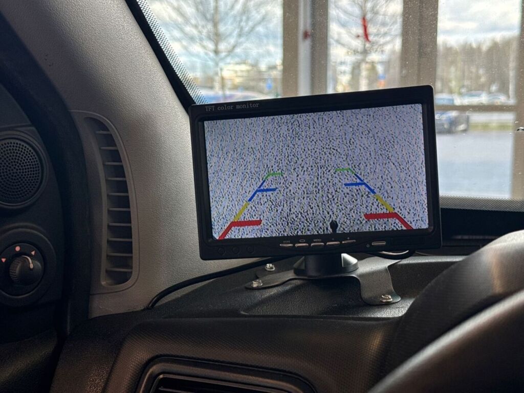 Opel Combo 2017 Punainen