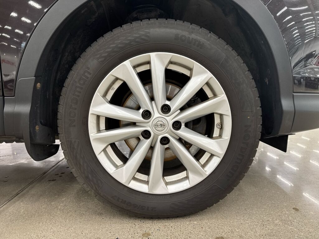 Nissan Qashqai 2016 Violetti