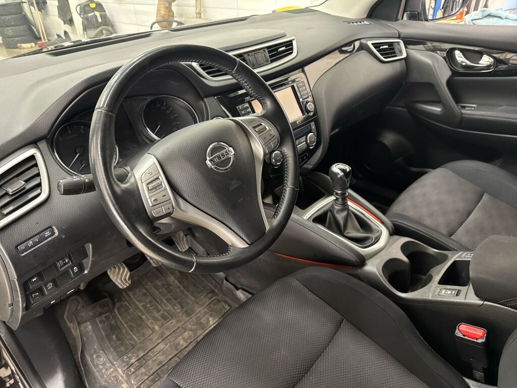 Nissan Qashqai 2016 Violetti