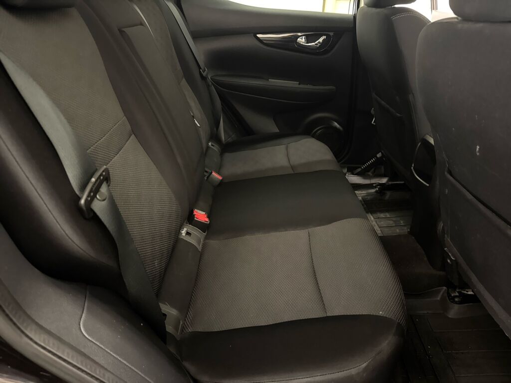 Nissan Qashqai 2016 Violetti