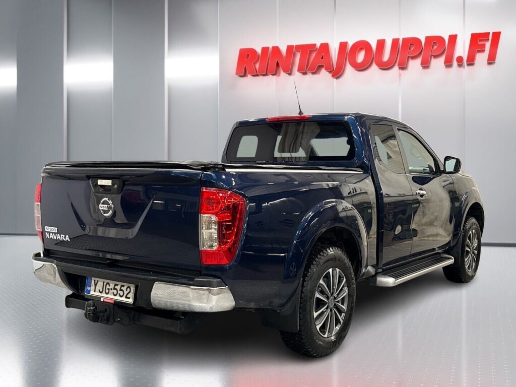 Nissan Navara 2016 Sininen
