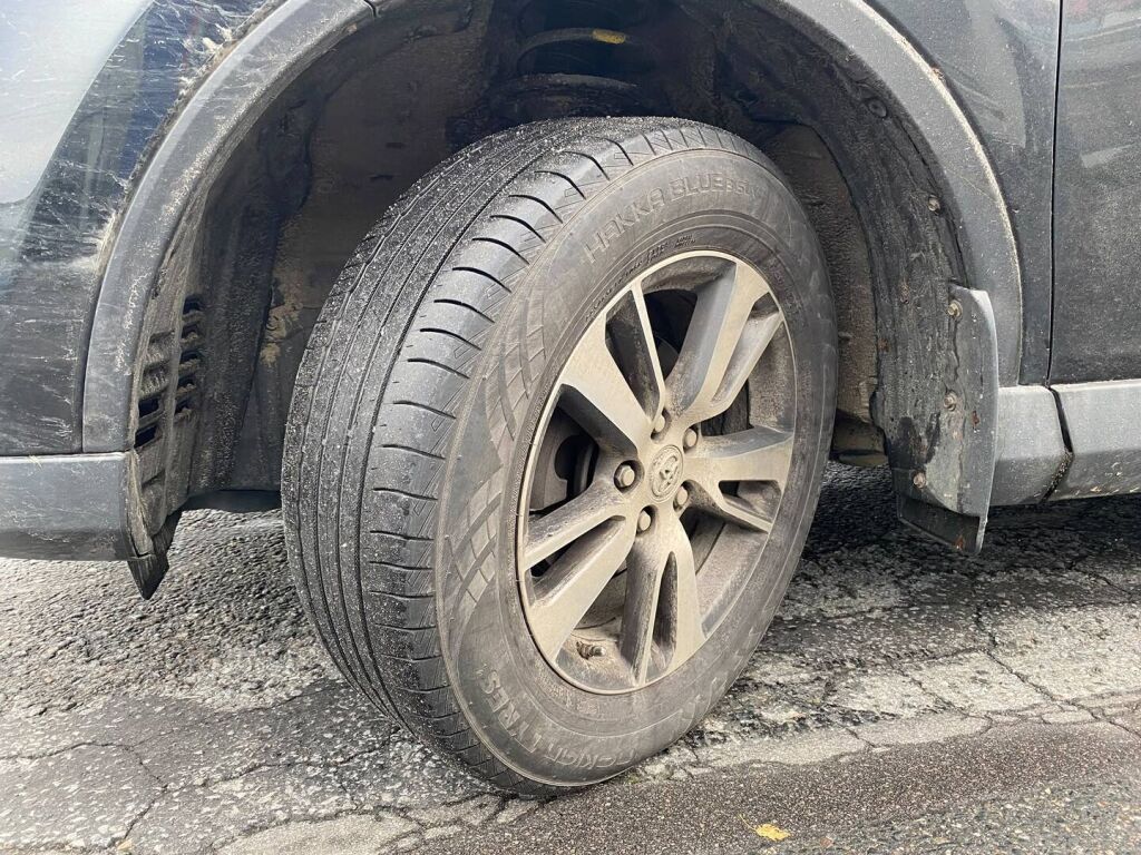 Toyota RAV4 2017 Musta
