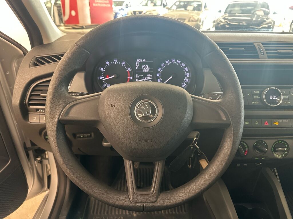 Skoda Fabia 2016 Harmaa
