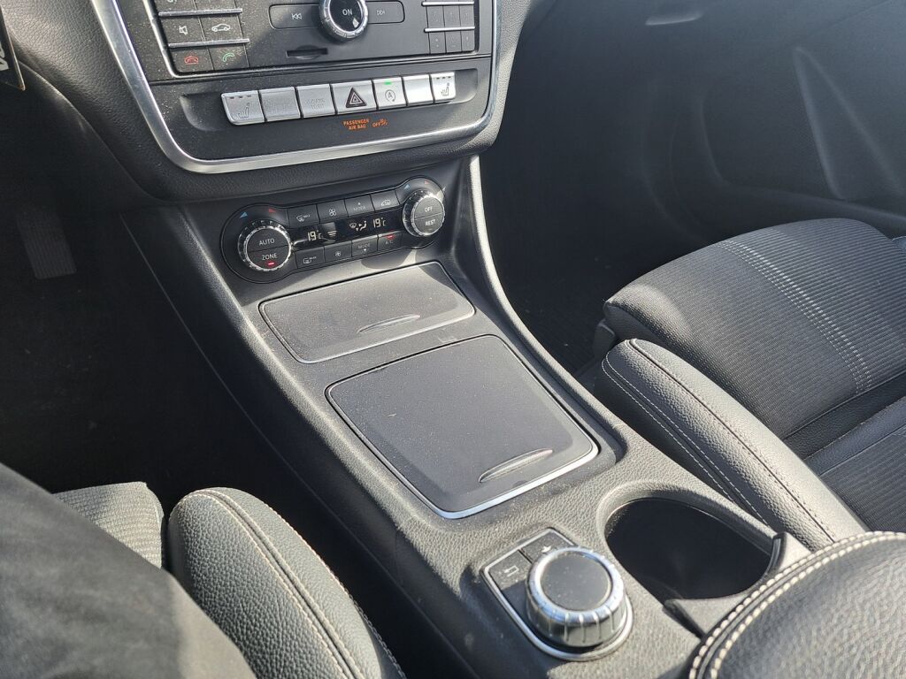 Mercedes-Benz CLA 2016 Harmaa