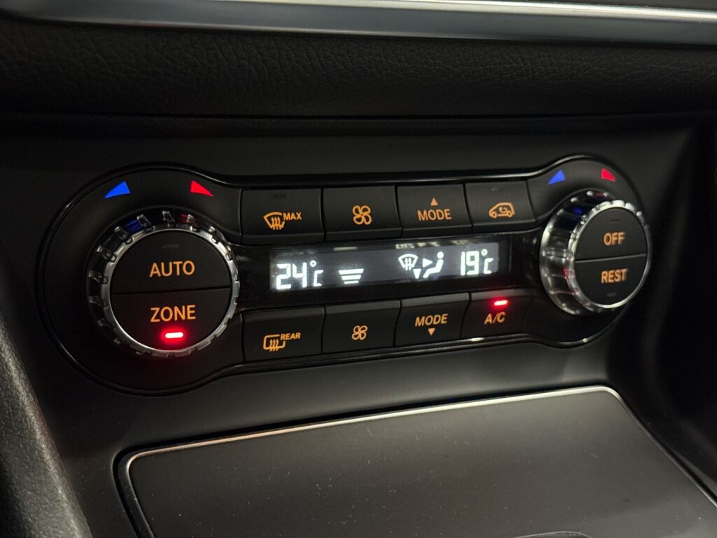 Mercedes-Benz CLA 2016 Harmaa