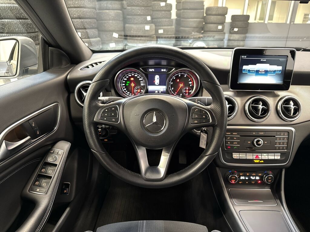 Mercedes-Benz CLA 2016 Harmaa