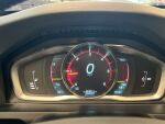 Volvo V60 2014 Punainen