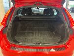 Volvo V60 2014 Punainen