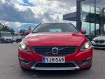 Volvo V60 2014 Punainen
