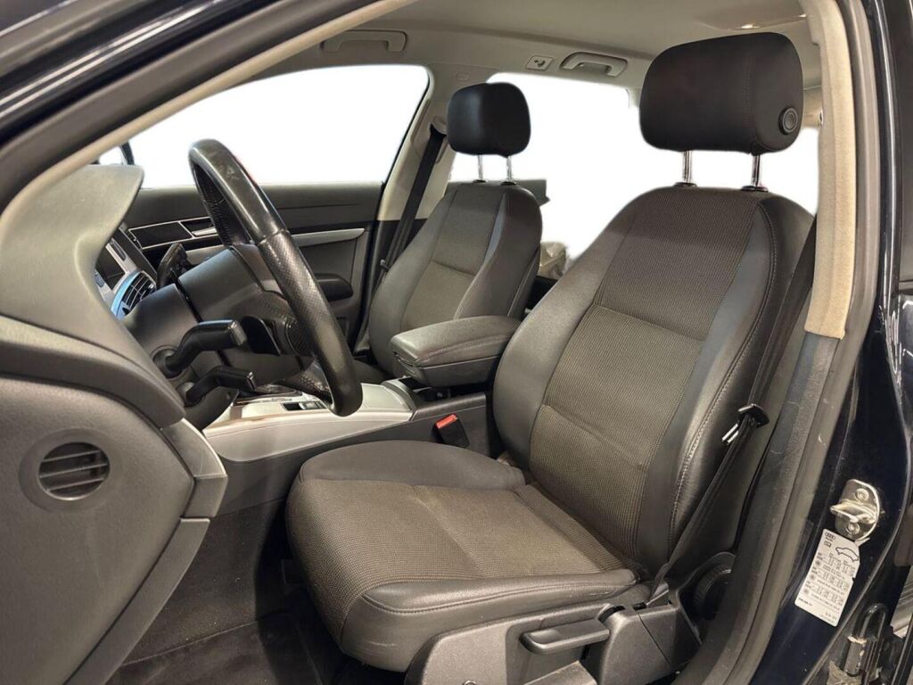 Audi A6 allroad quattro 2011 Sininen