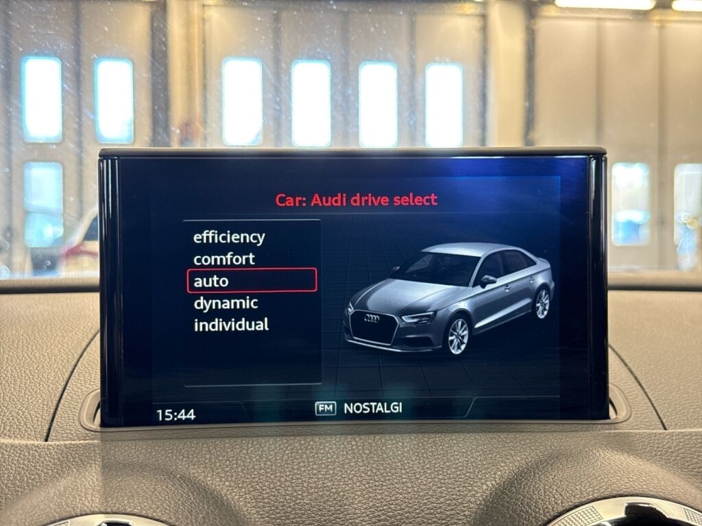 Audi A3 2017 Valkoinen