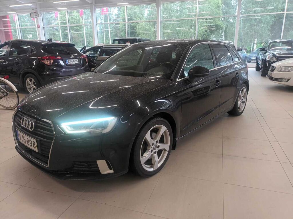 Audi A3 2016 Musta