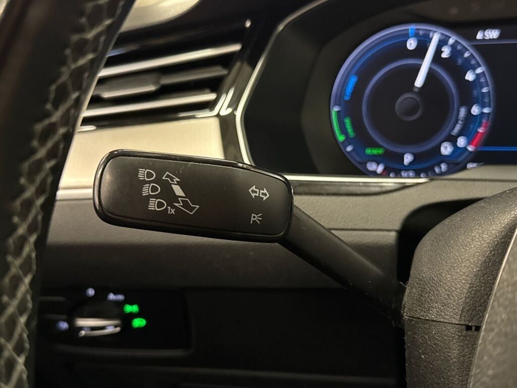 Volkswagen Passat 2016 Harmaa