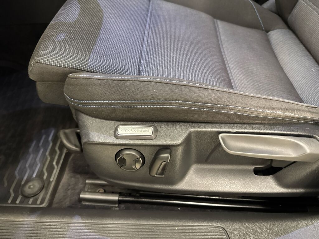 Volkswagen Passat 2016 Harmaa