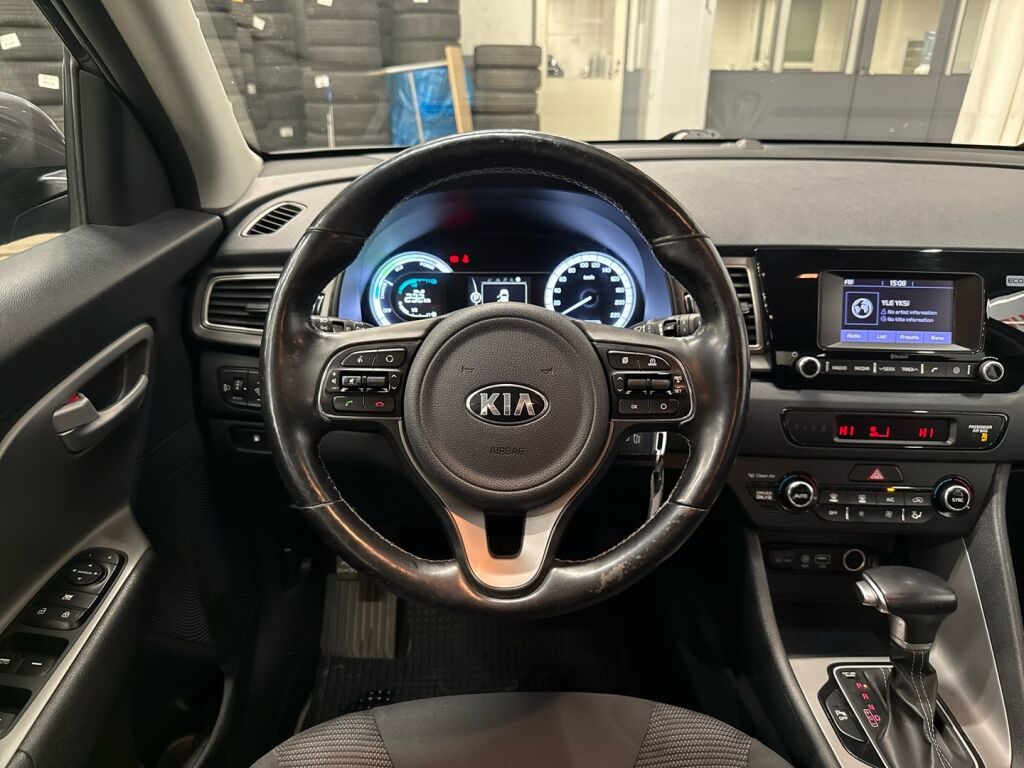 Kia Niro 2016 Harmaa